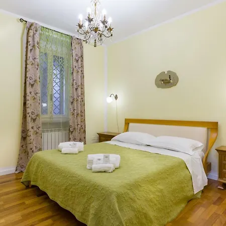 Romantic Cloister Apartment